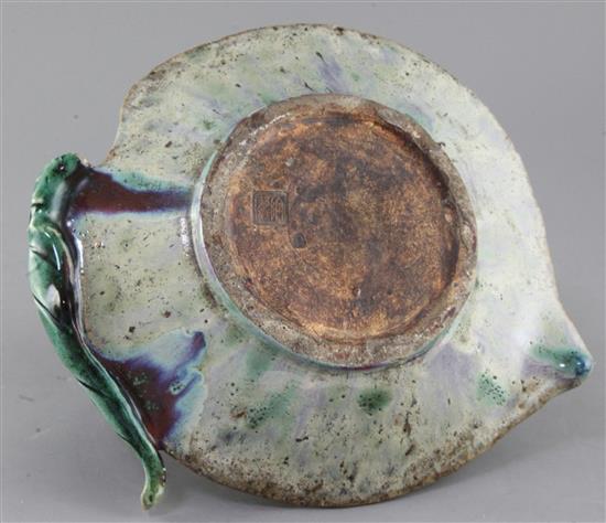 A Chinese Shiwan pottery model & two porcelain boxes